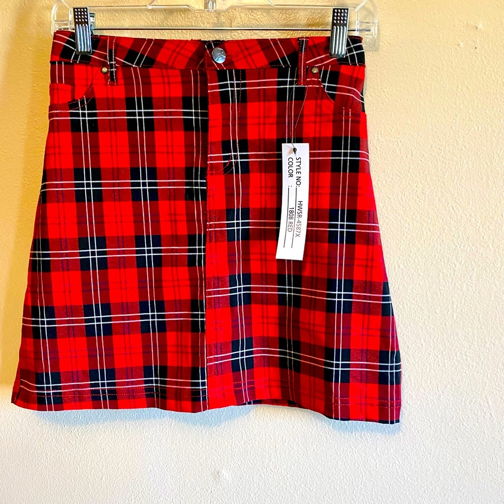 Red and black plaid skirt size 14 XL